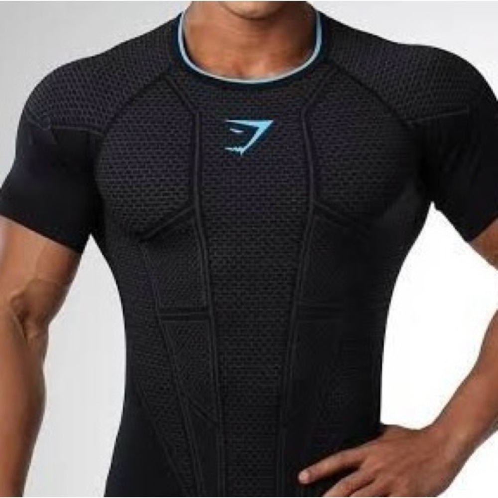 (IN SEARCH OF) GYMSHARK ONYX V1 TEE BLUE/ BLACK SIZE S/M